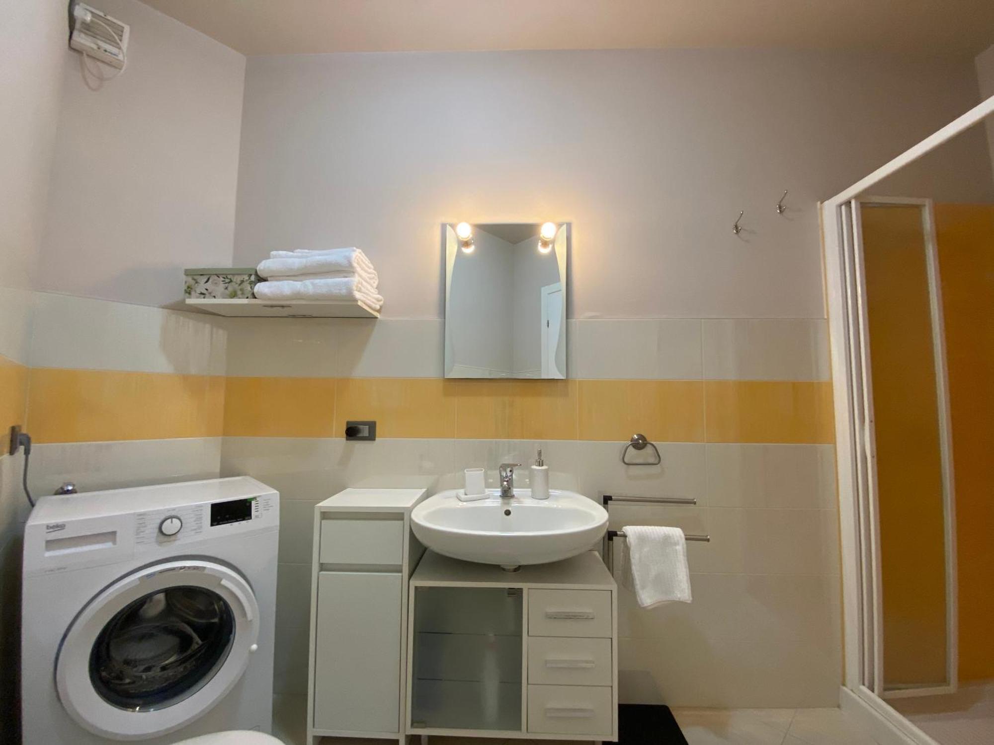 M.D.A. Apartment Toscolano Maderno Exterior photo